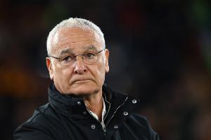 开云下载-拉涅利：我根本不认识滕哈赫也没共进晚餐，再问谁是新帅我就造谣